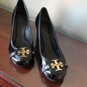 Tory Burch patent leather pumps- never worn